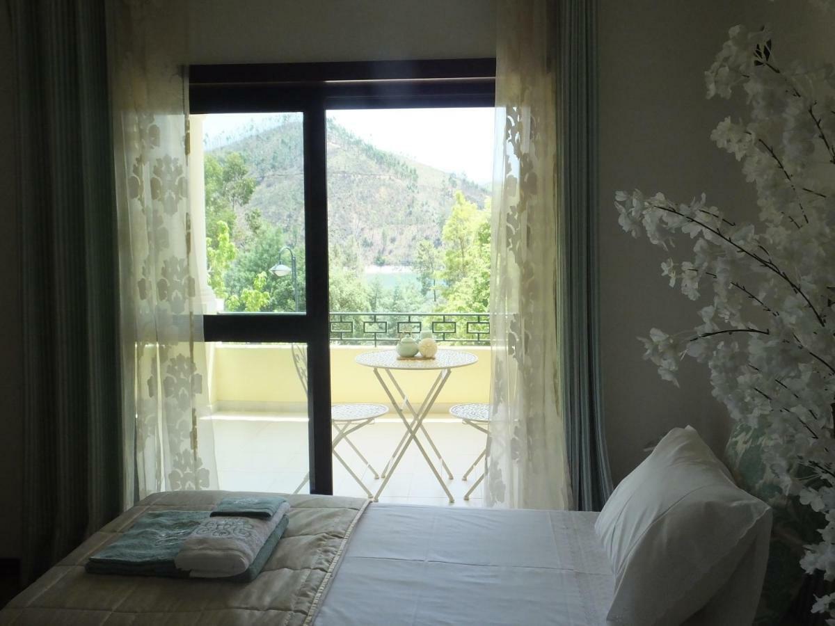 Apartamento Rio Zezere Apartment เฟร์เรย์รา โด เซเซเร ภายนอก รูปภาพ